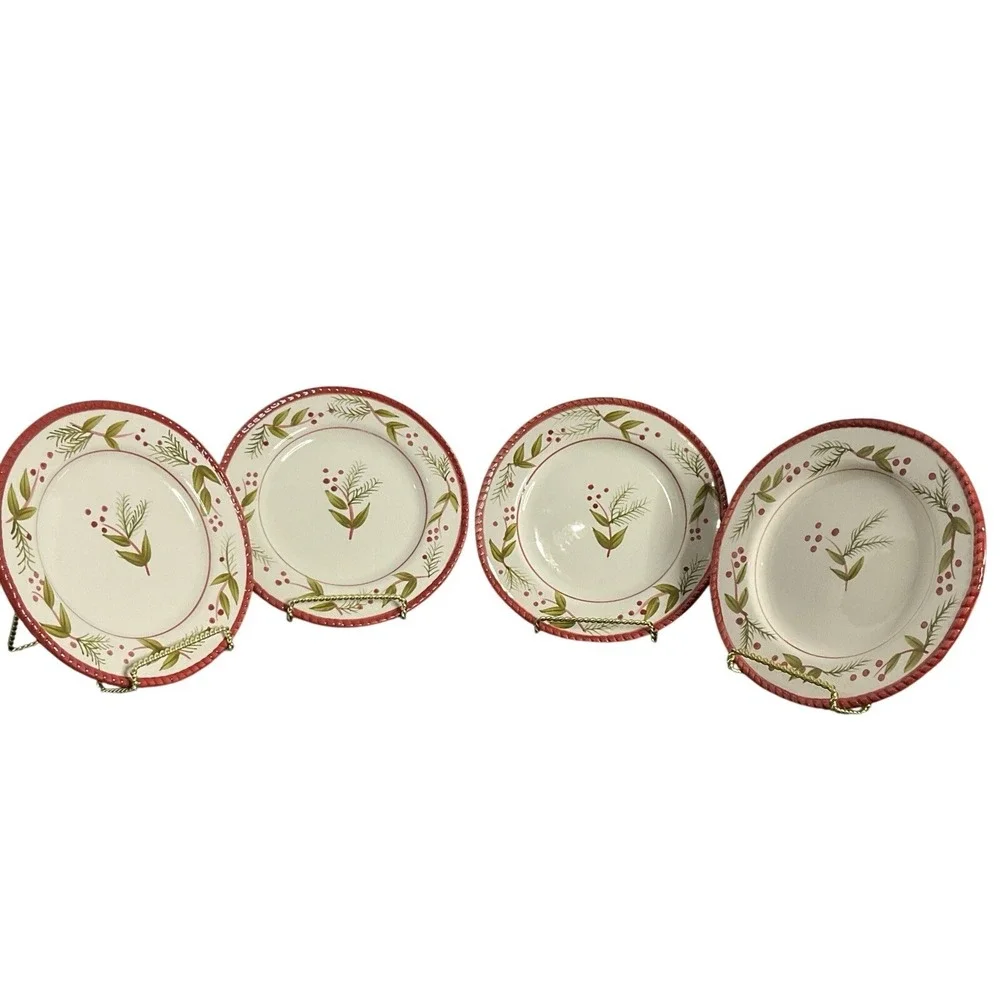 Cranberry Wreaths Hand Painted Salad/Bread 8